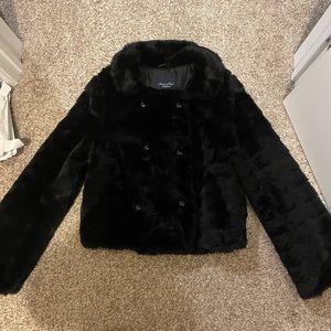 Faux fur cropped coat | American Eagle Outfitters Jackets & Coats |